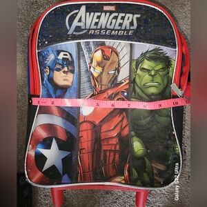 Avengers Assemble Backpack With Backpack Straps And Extend Handle